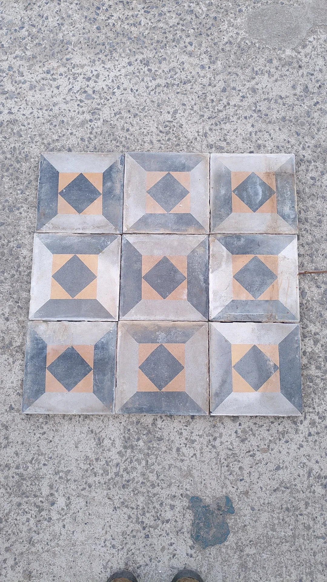Cementtegels geometrisch patroon