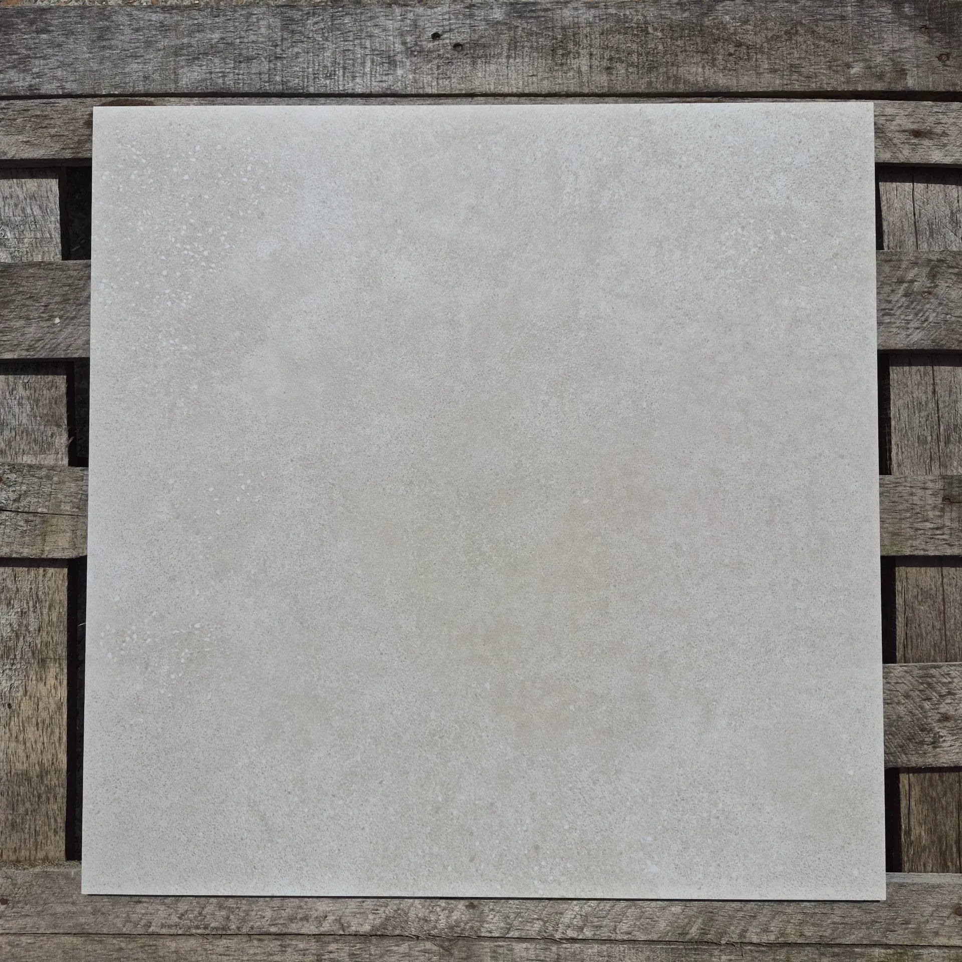 [DAK63793] Tegel Rako 'Betonico' 60x60cm - licht beige